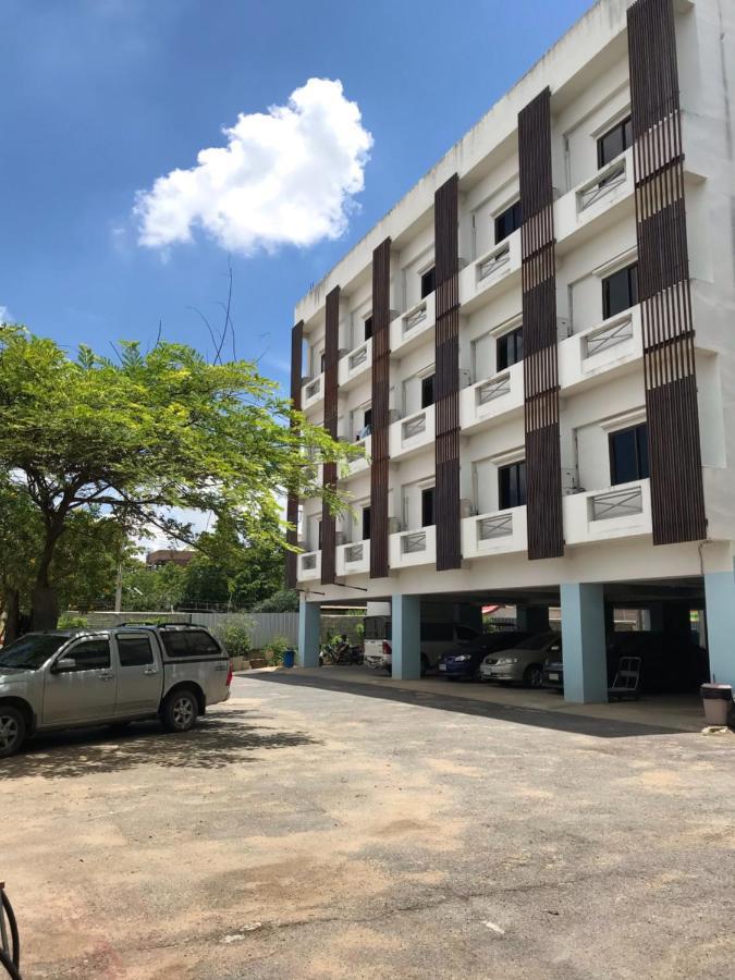 Vatchara Northgate Hotel Nakhon Sawan Eksteriør bilde